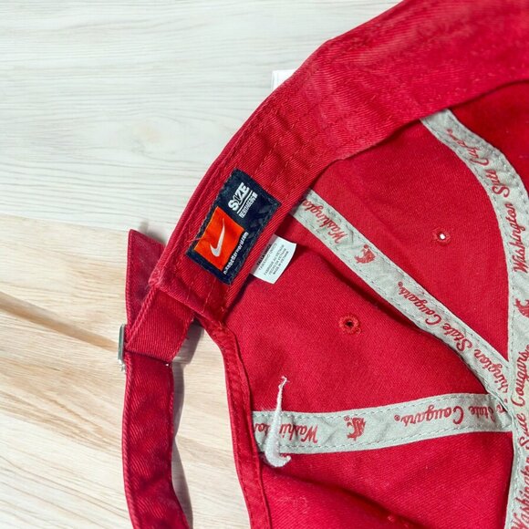 Washington State Cougars Red Adjustable embroidered Baseball Cap Nike Swoosh - Picture 4 of 7